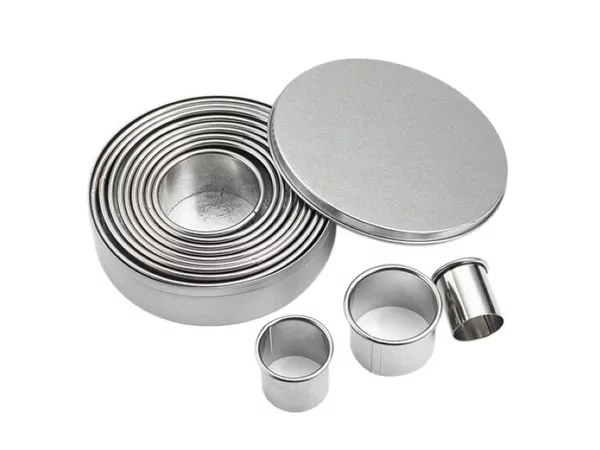 Set emporte pièces 14p rond lisse 12 cm